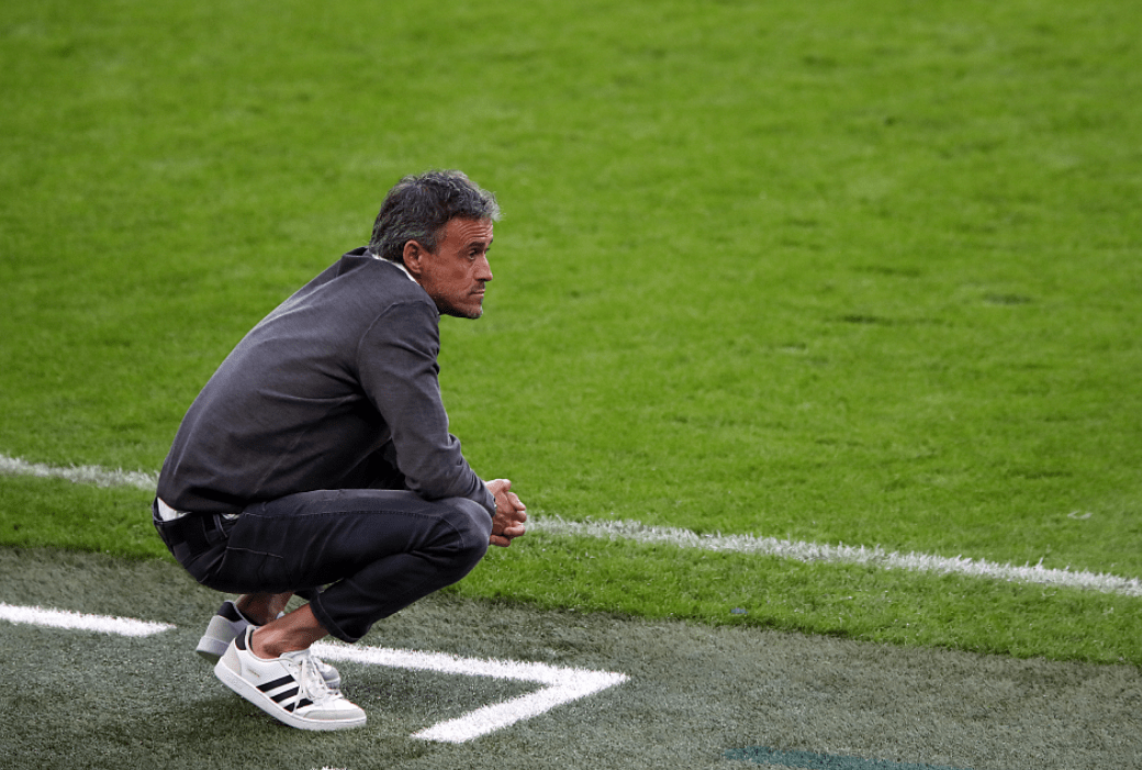 九游手游下载风云突变！葡萄牙体育今晚遗憾出局，足总杯版图或变，悬念犹存，更衣室氛围转暖的简单介绍